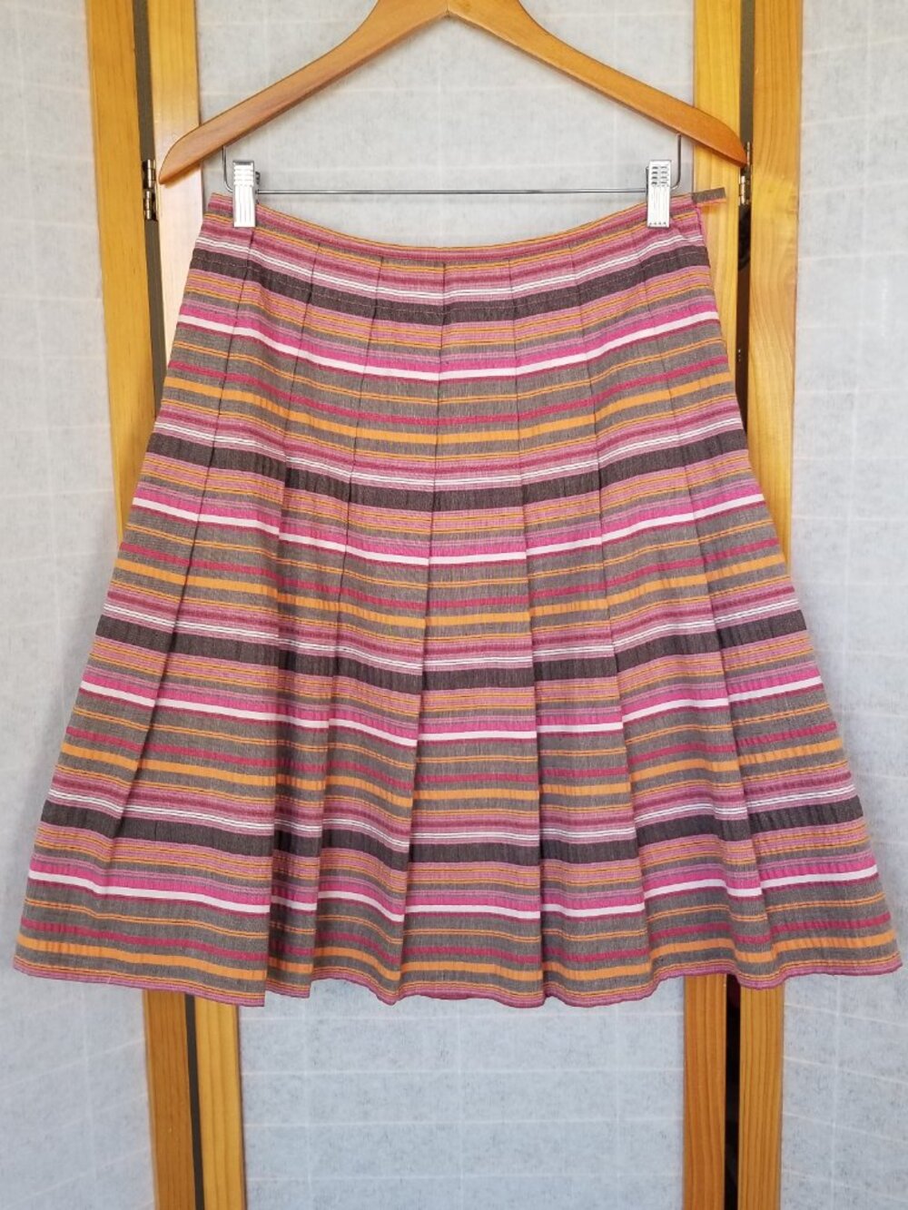 Pleated Colorful Knee Length Full Skirt Worthington Seersucker Preppy Feminine